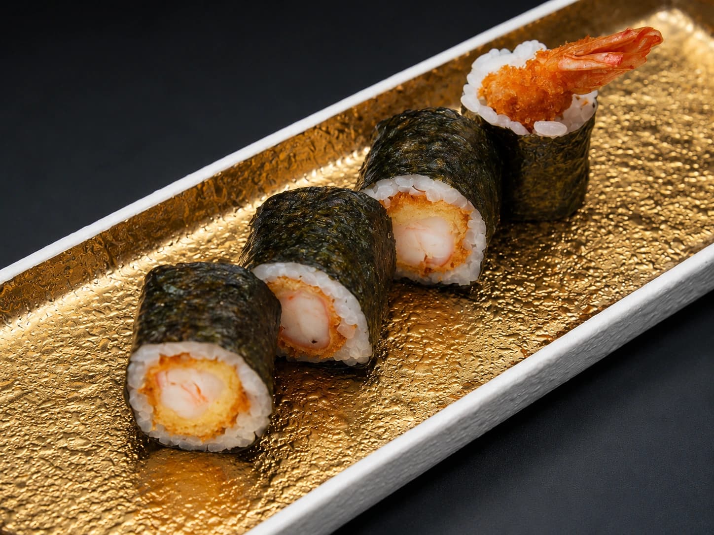 Futomaki de camarão panado